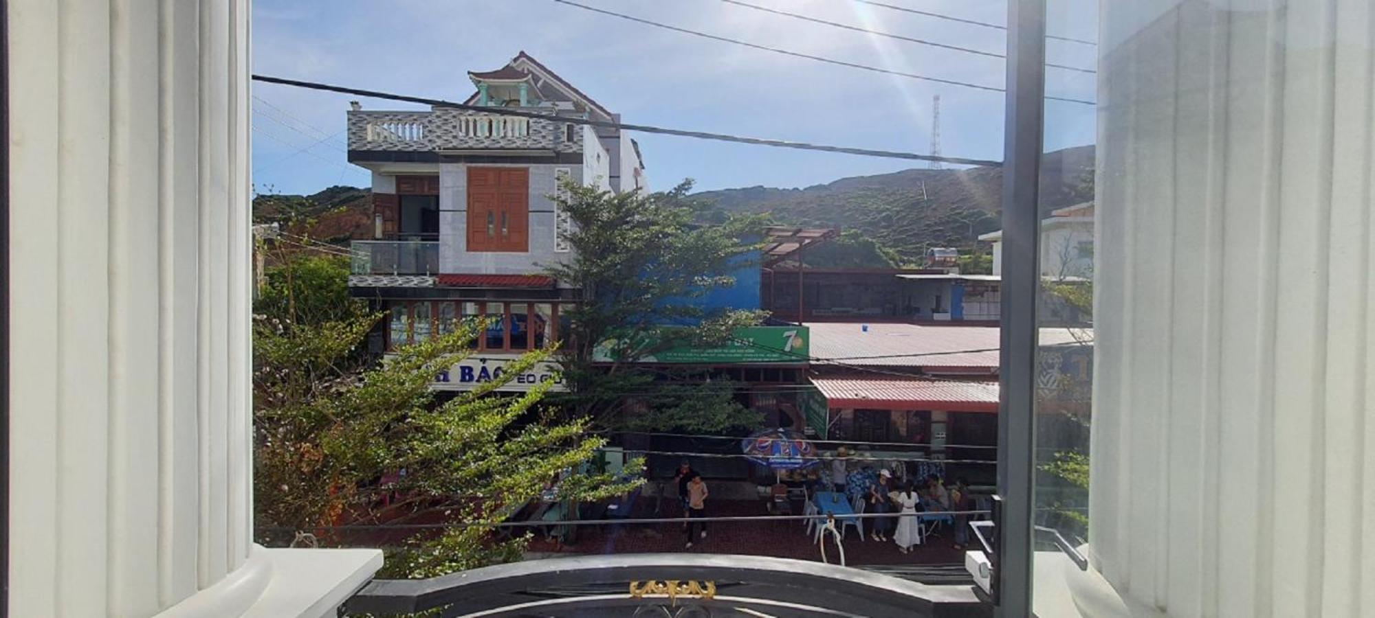Anh Duong Homestay - Coastal Stop - Just 2 Mins Walking To Eo Gio Quy Nhon Esterno foto
